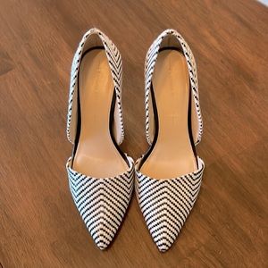 Banana Republic ‘Adelia’ D’Orsay heels - size 9, black/white
